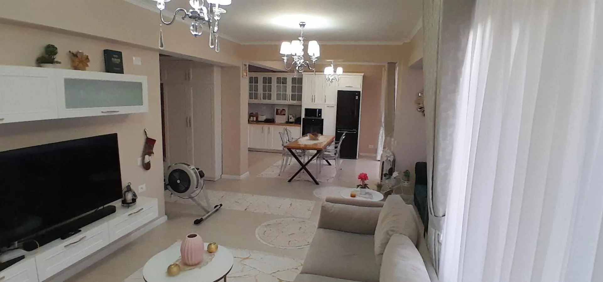 Delux Apartment ポグラデツ